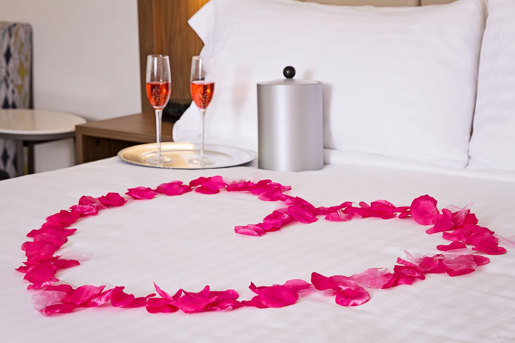 Holiday Inn Express & Suites Greenwood Mall By Ihg Ngoại thất bức ảnh