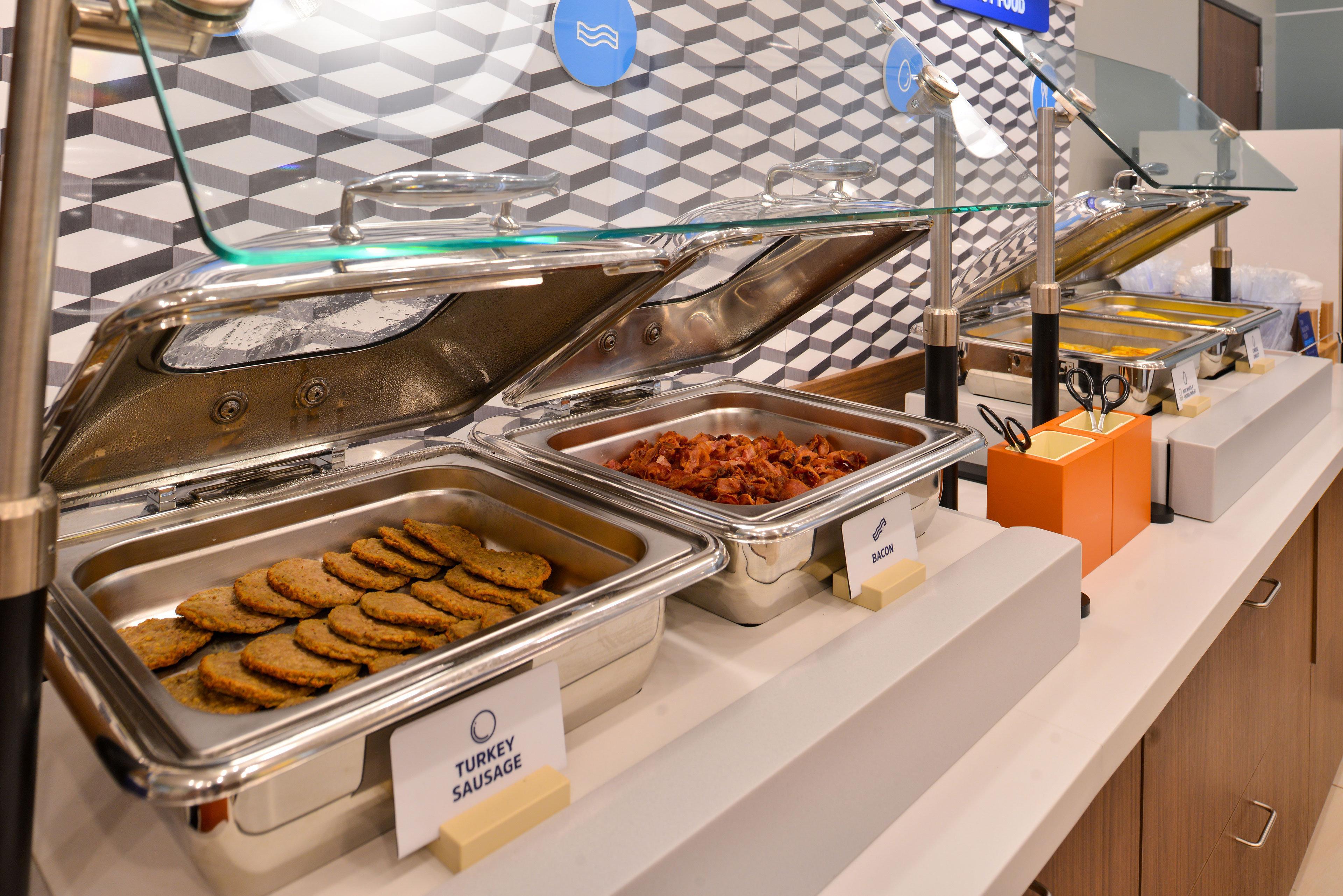 Holiday Inn Express & Suites Greenwood Mall By Ihg Ngoại thất bức ảnh