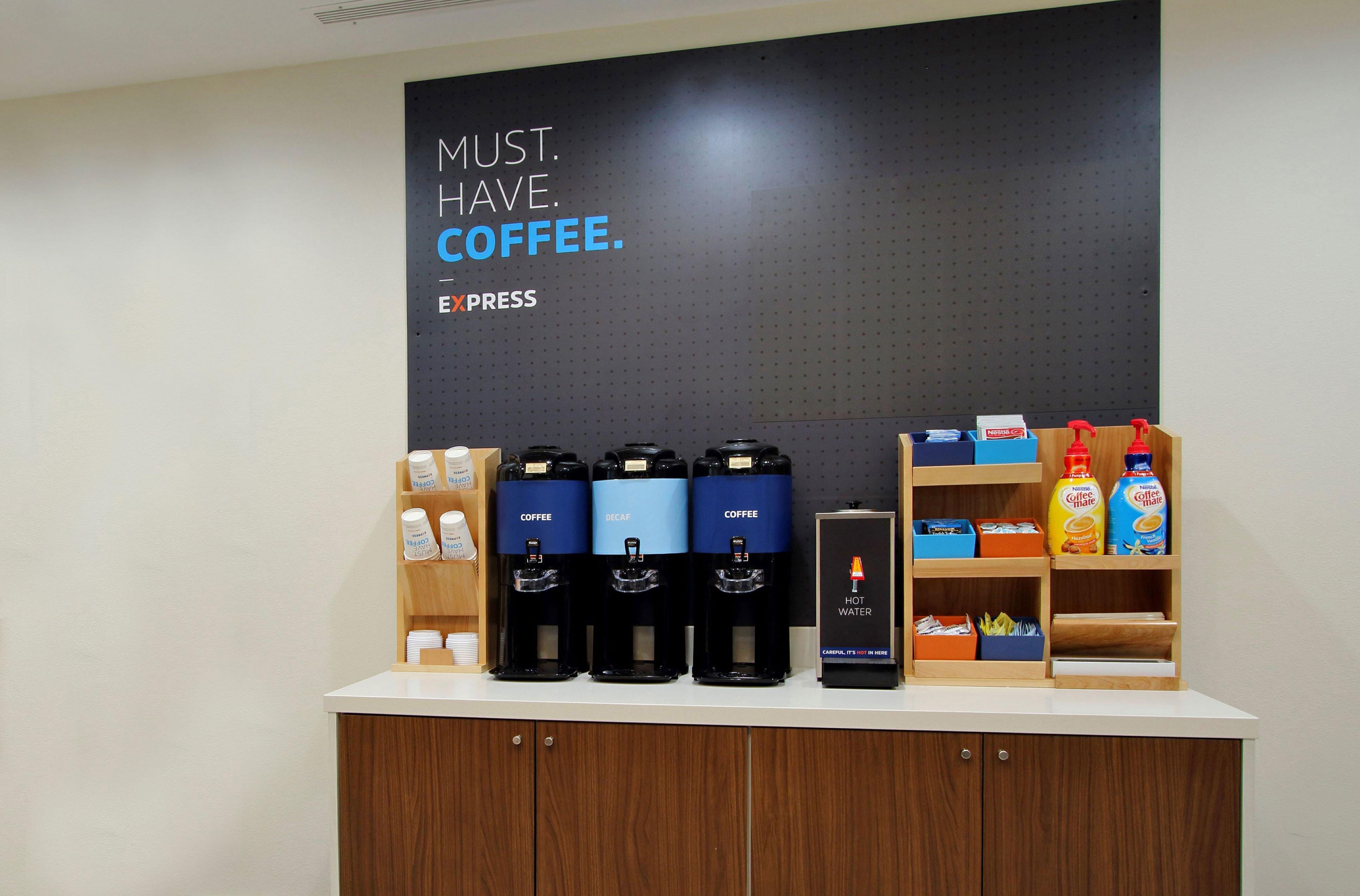 Holiday Inn Express & Suites Greenwood Mall By Ihg Ngoại thất bức ảnh